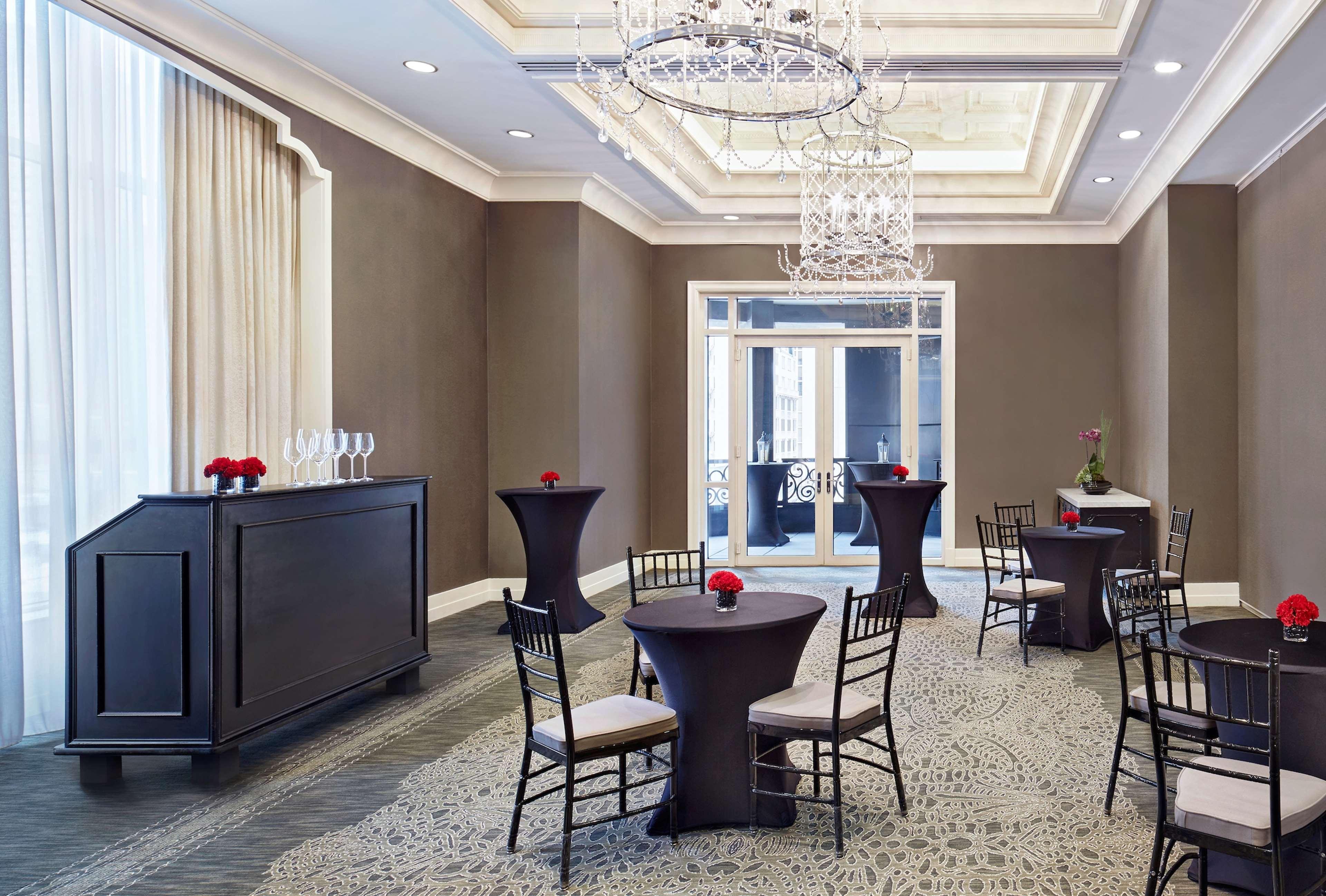 Waldorf Astoria Chicago Hotel Buitenkant foto